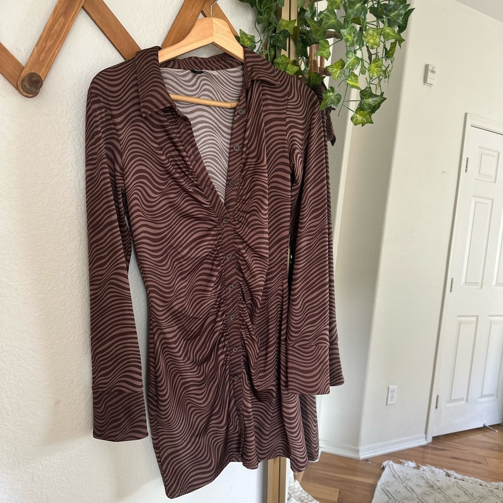 Brown dress long sleeve bottom up